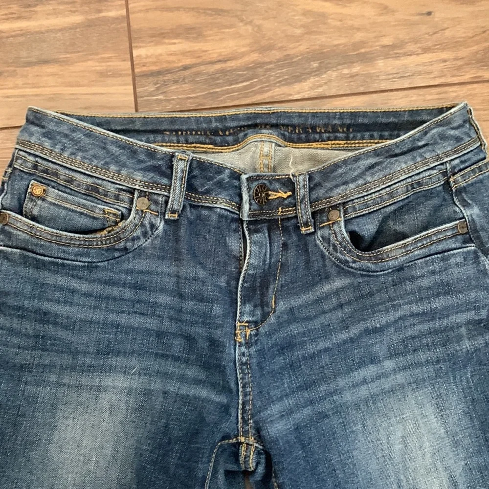 Gently worn and still in great condition - Picture 2 of 5